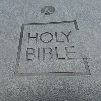 Full Color Bible Printing 35gsm Paper Weight Glossy / Matte Lamination